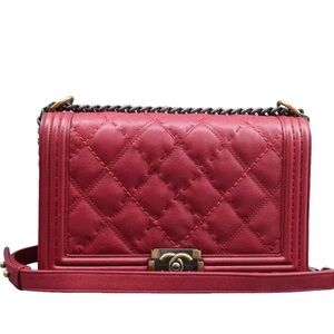 ❣️Chanel Boy Bag Medium Red Quilted Calfskin Ruthenium Hardware Authentic 2016